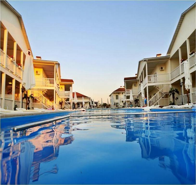 Goodzone Club Hotel Zatoka Extérieur photo